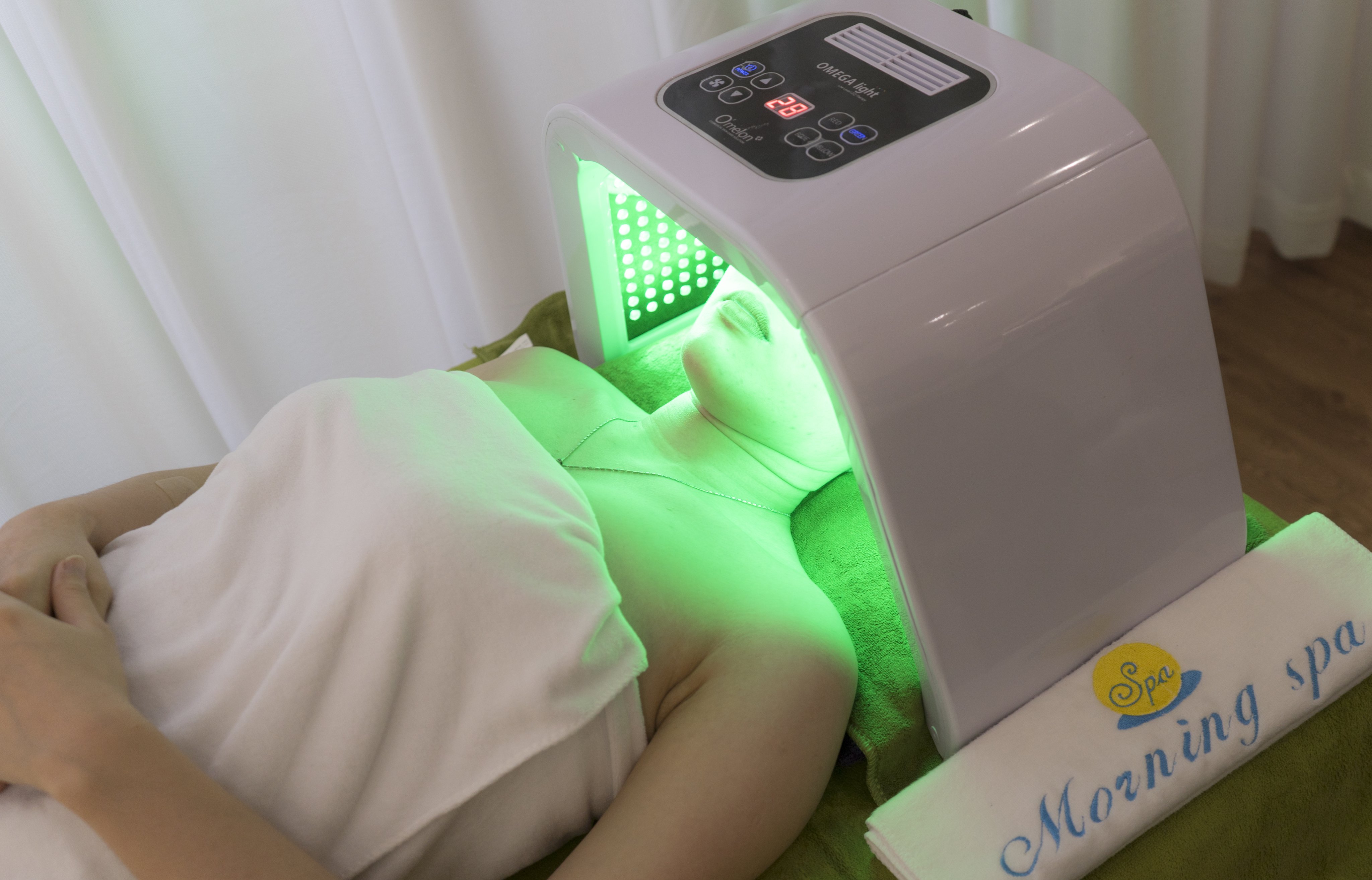 chieu-den-anh-sang-sinh-hoc-morning-spa